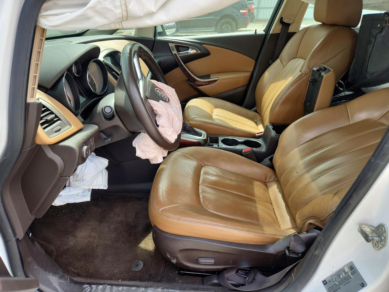 BUICK VERANO 2014 — 8