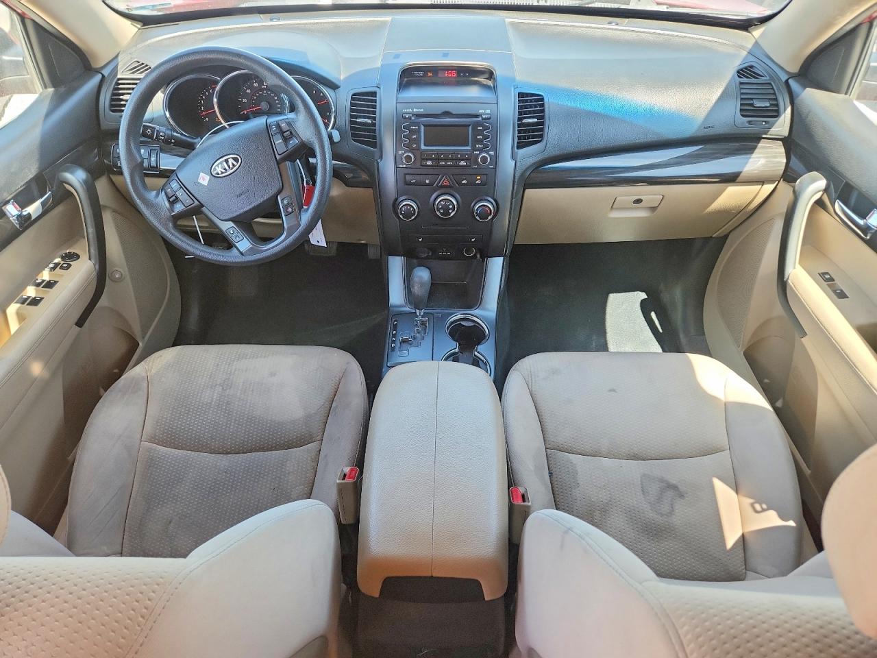KIA SORENTO 2011 — 9