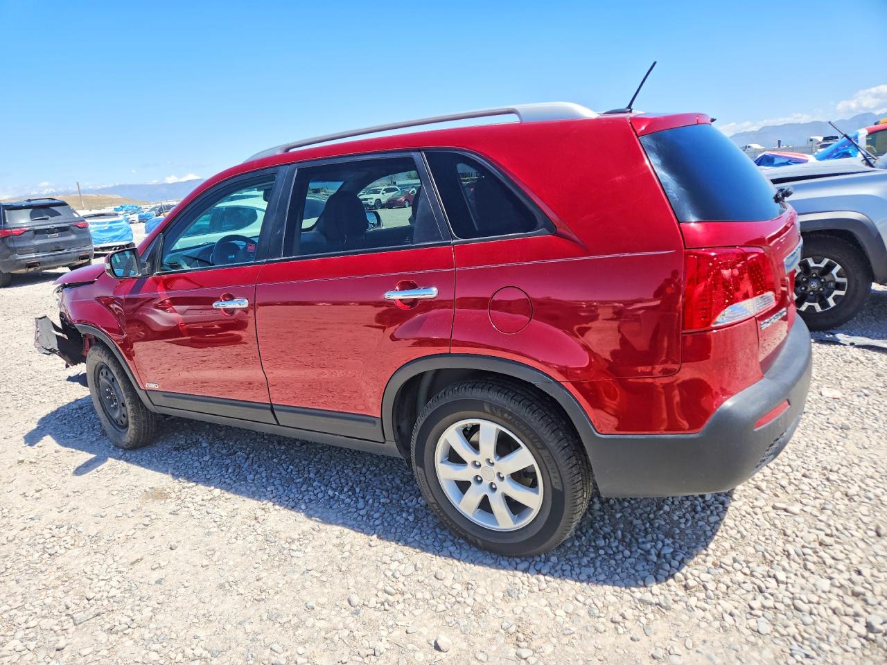 KIA SORENTO 2011 — 3