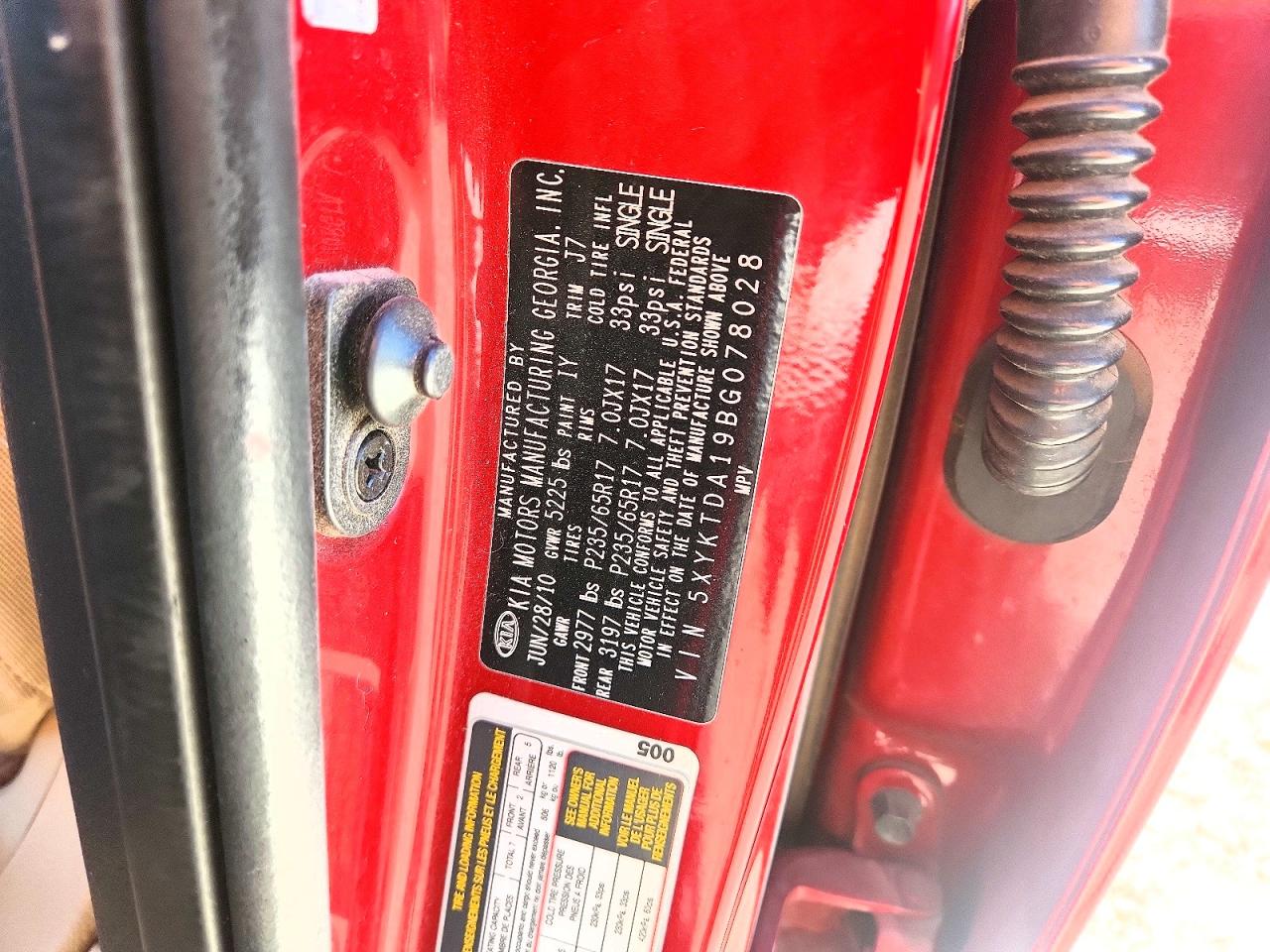 KIA SORENTO 2011 — 15