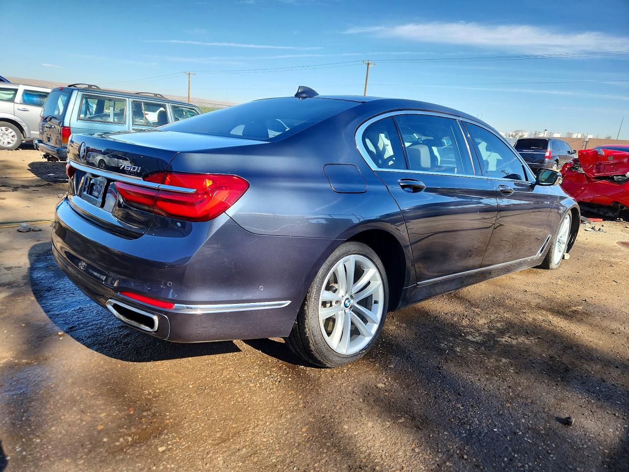 BMW 750 2016 — 4