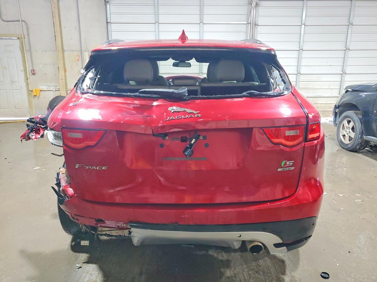 JAGUAR F-PACE 2018 — 7