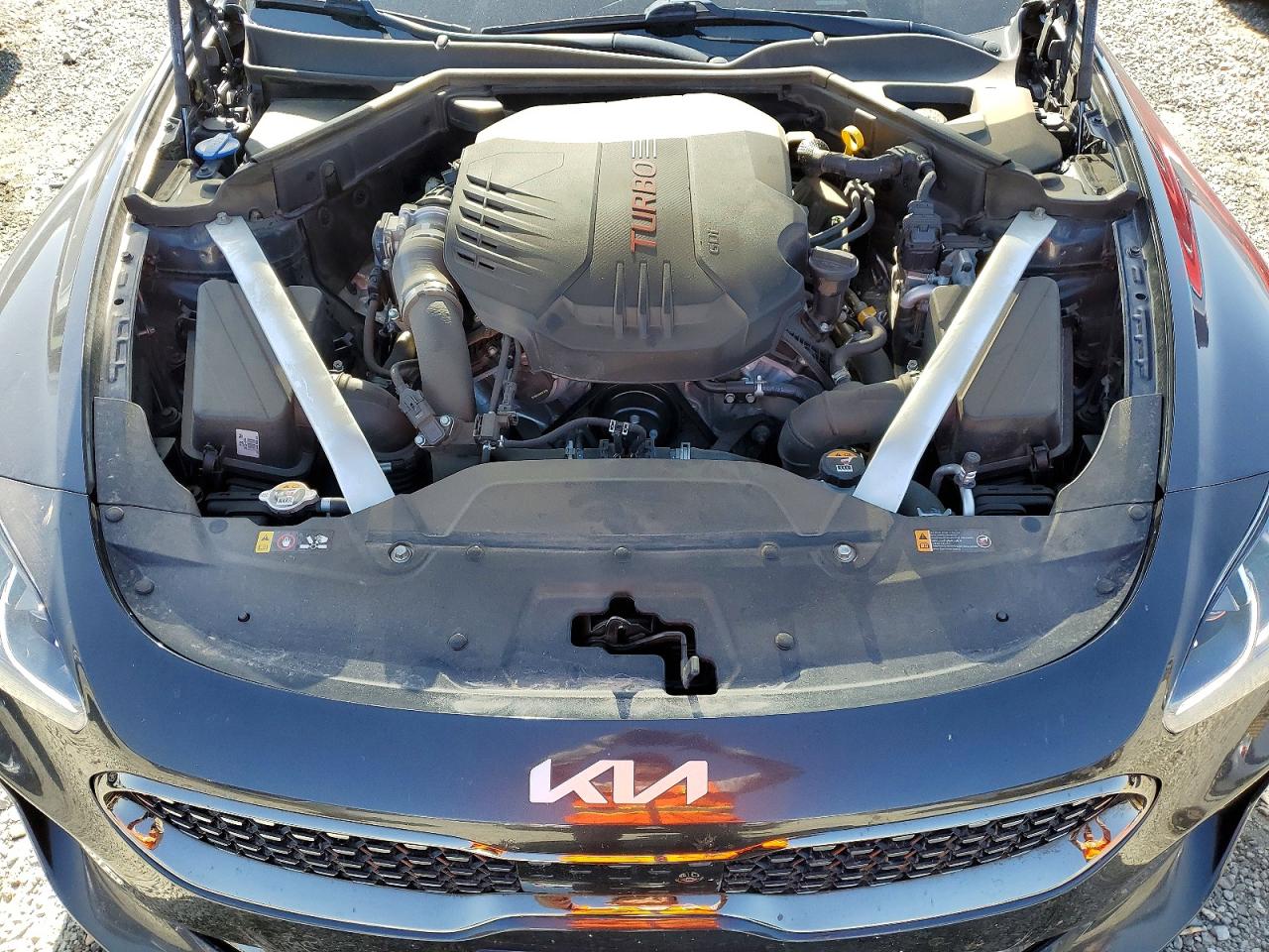 KIA STINGER 2022 — 12