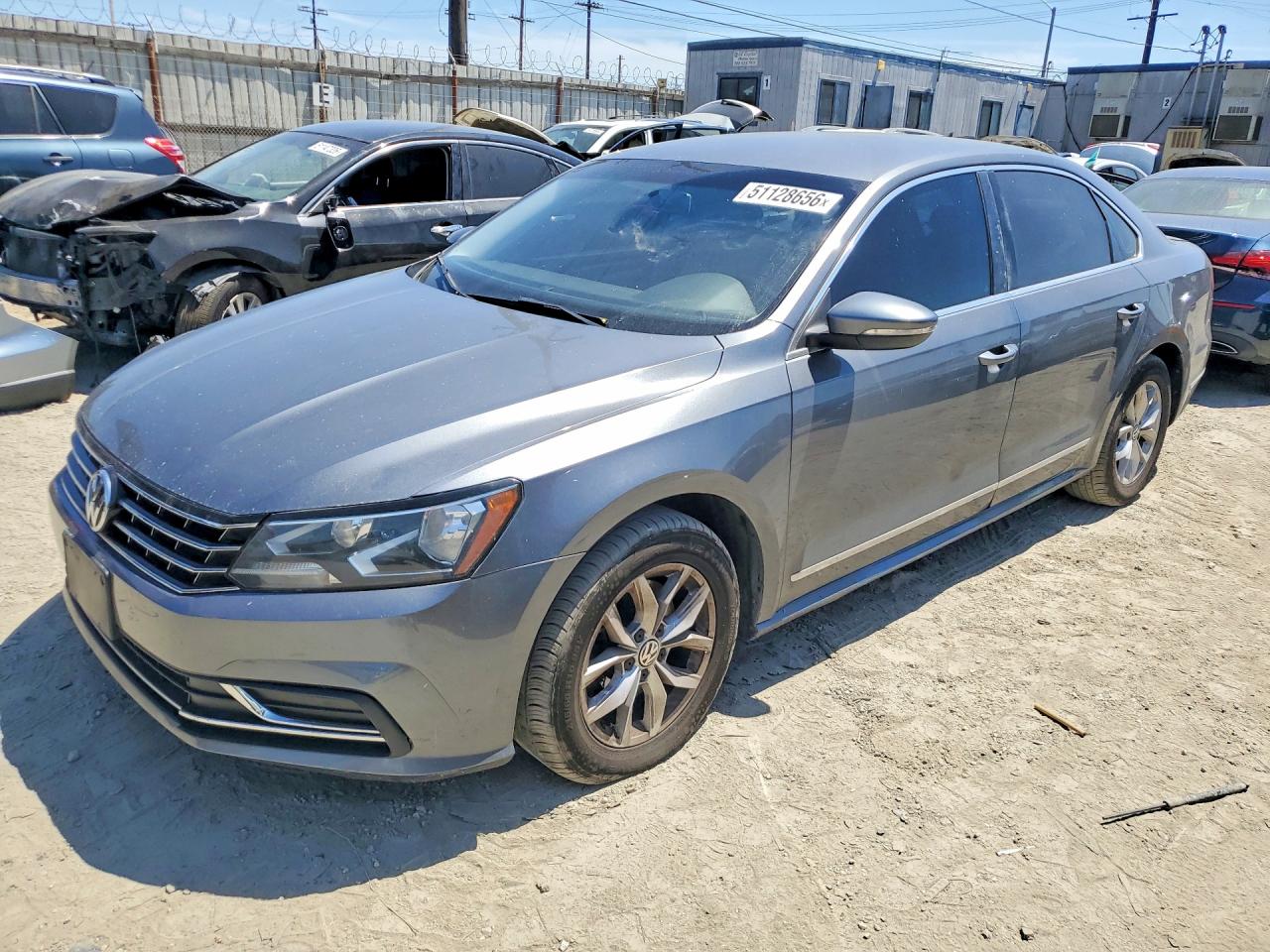 VOLKSWAGEN PASSAT 2016 — 2