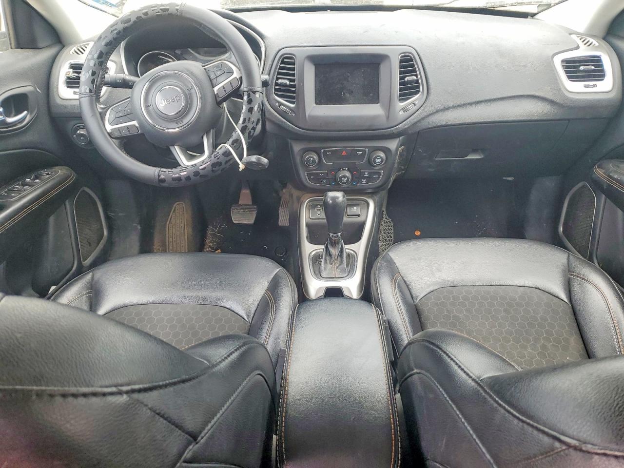 JEEP COMPASS 2019 — 9