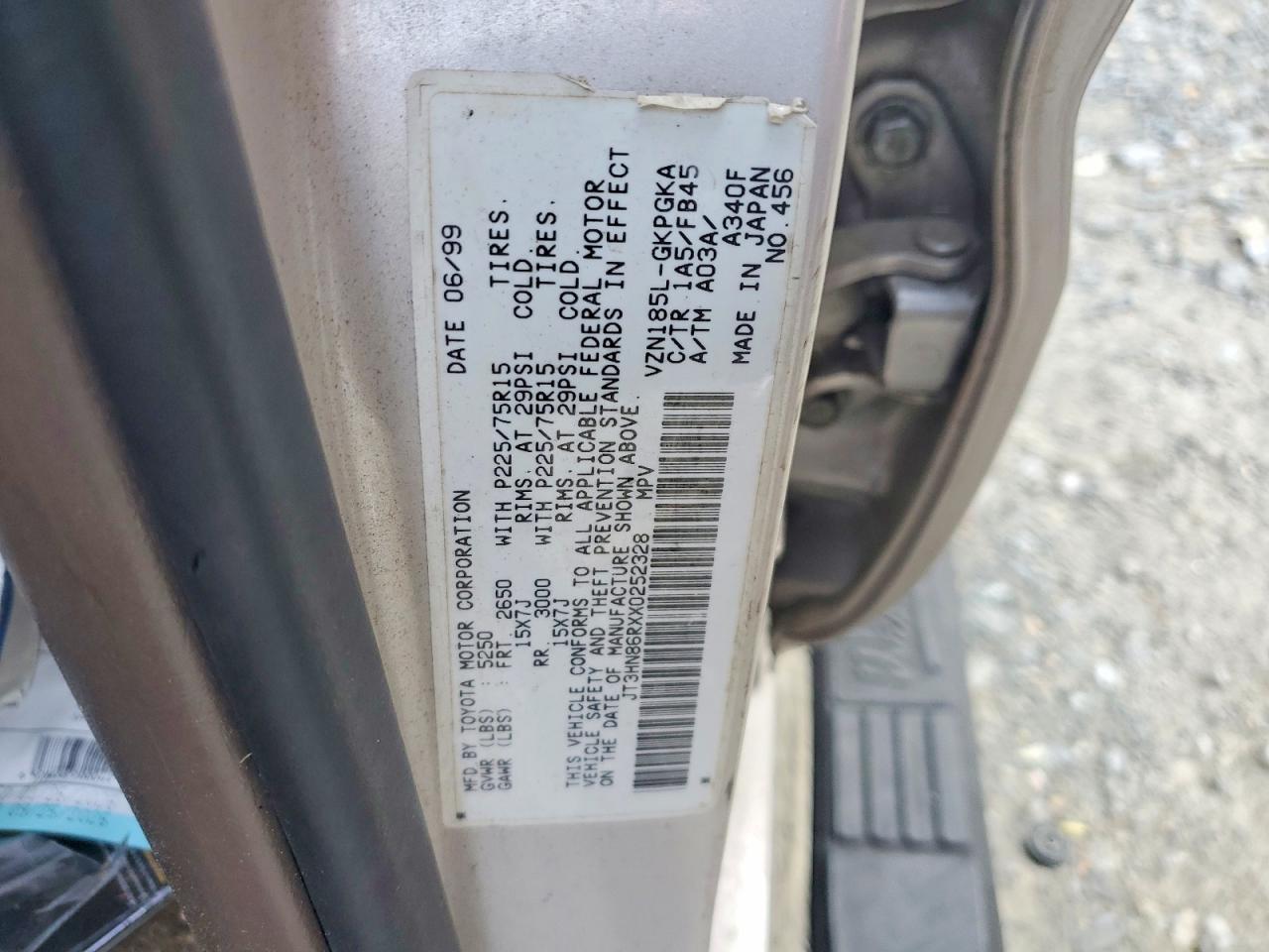 TOYOTA 4RUNNER 1999 — 14