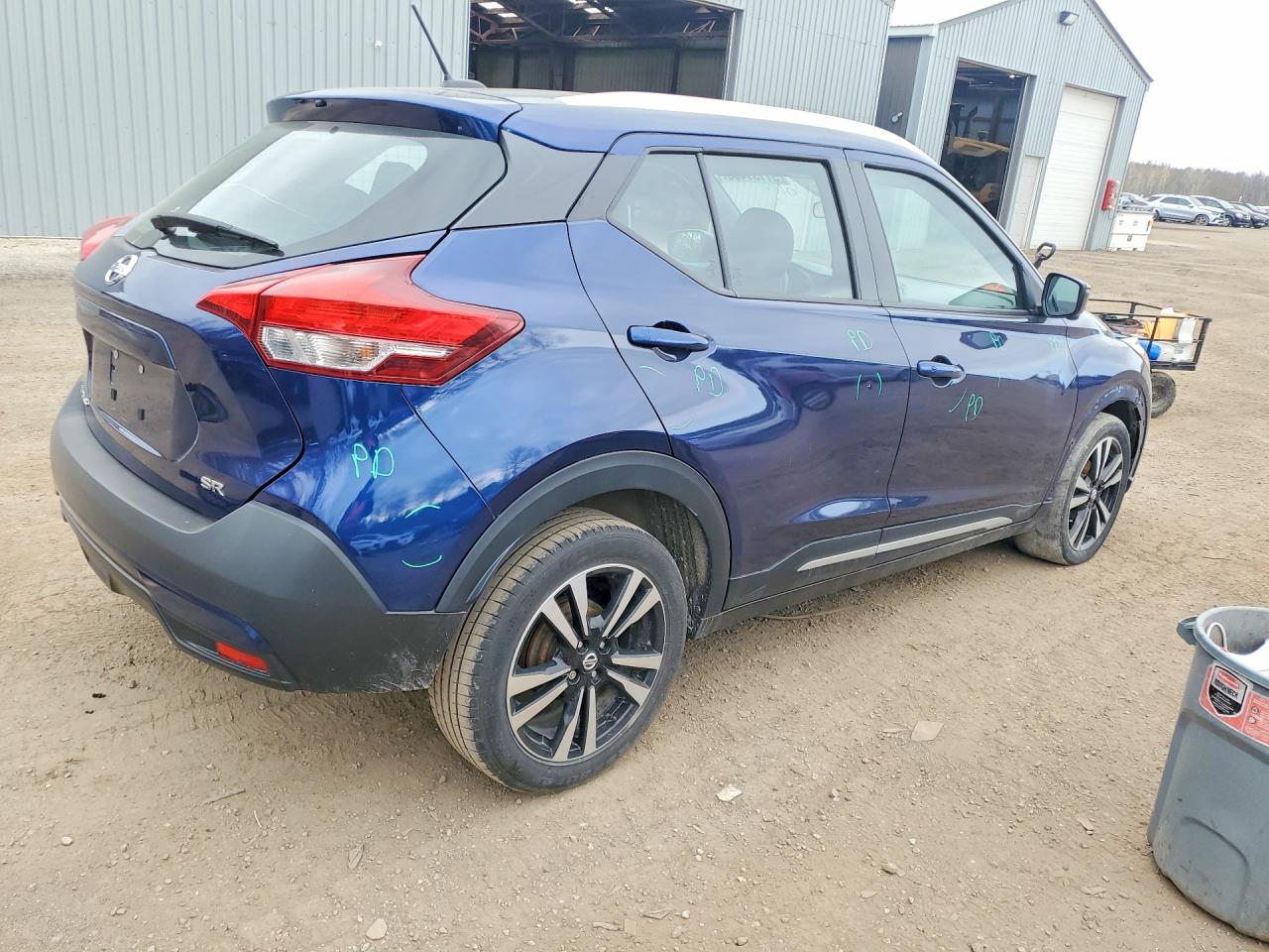 NISSAN KICKS 2019 — 4