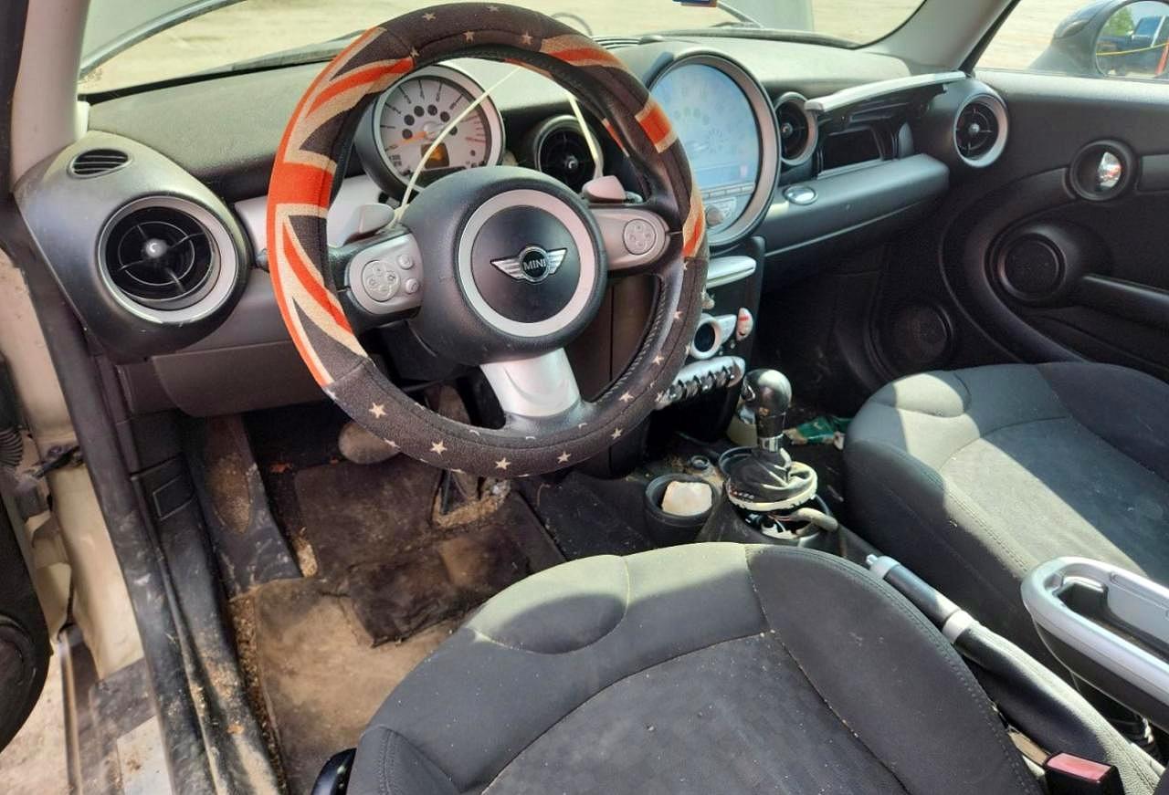 MINI COOPER 2009 — 9