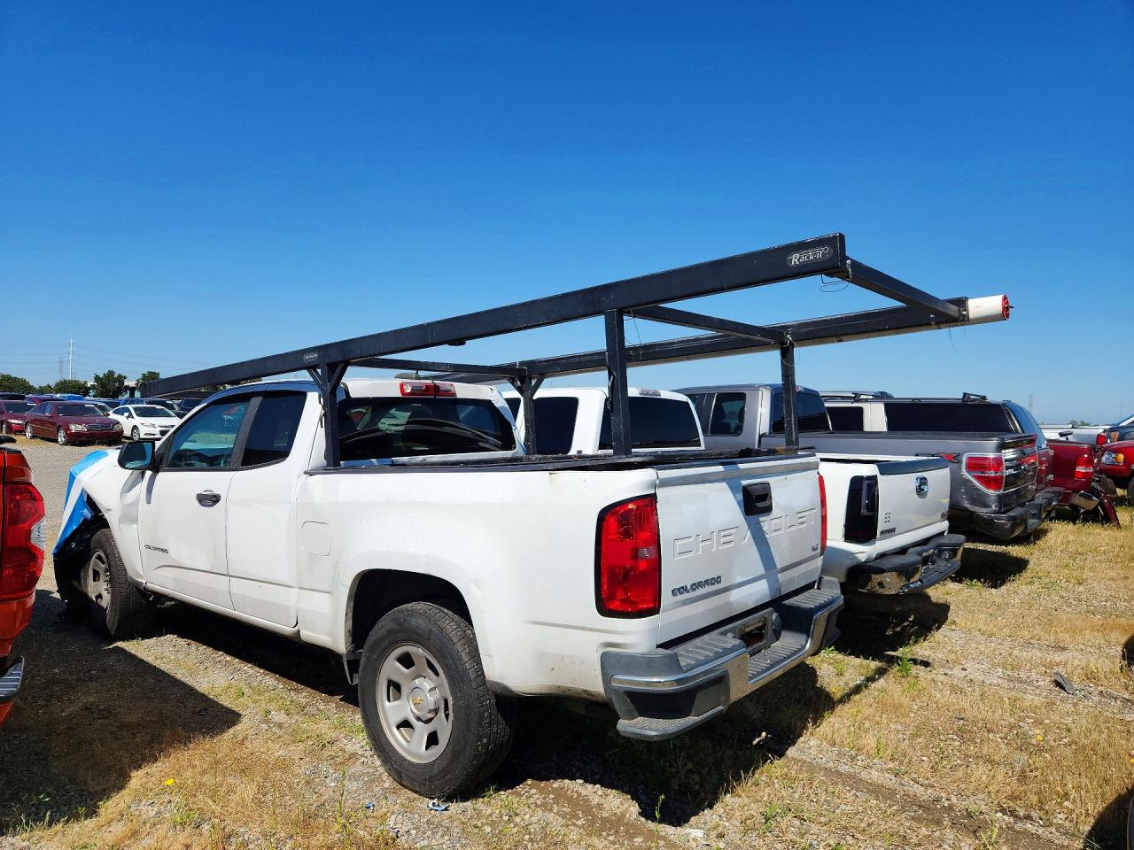 CHEVROLET COLORADO 2021 — 3