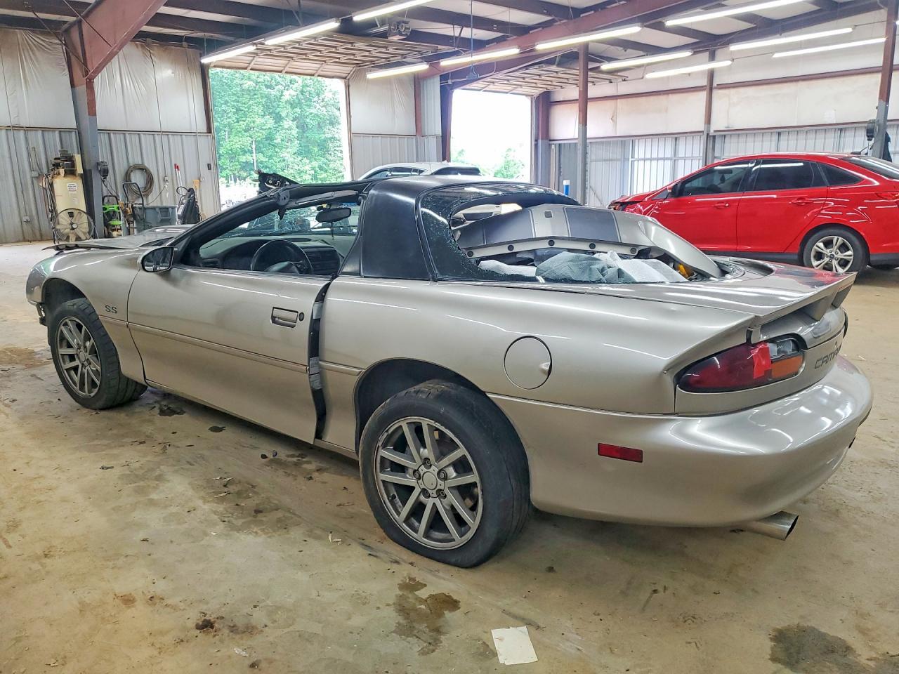 CHEVROLET CAMARO 2000 — 3