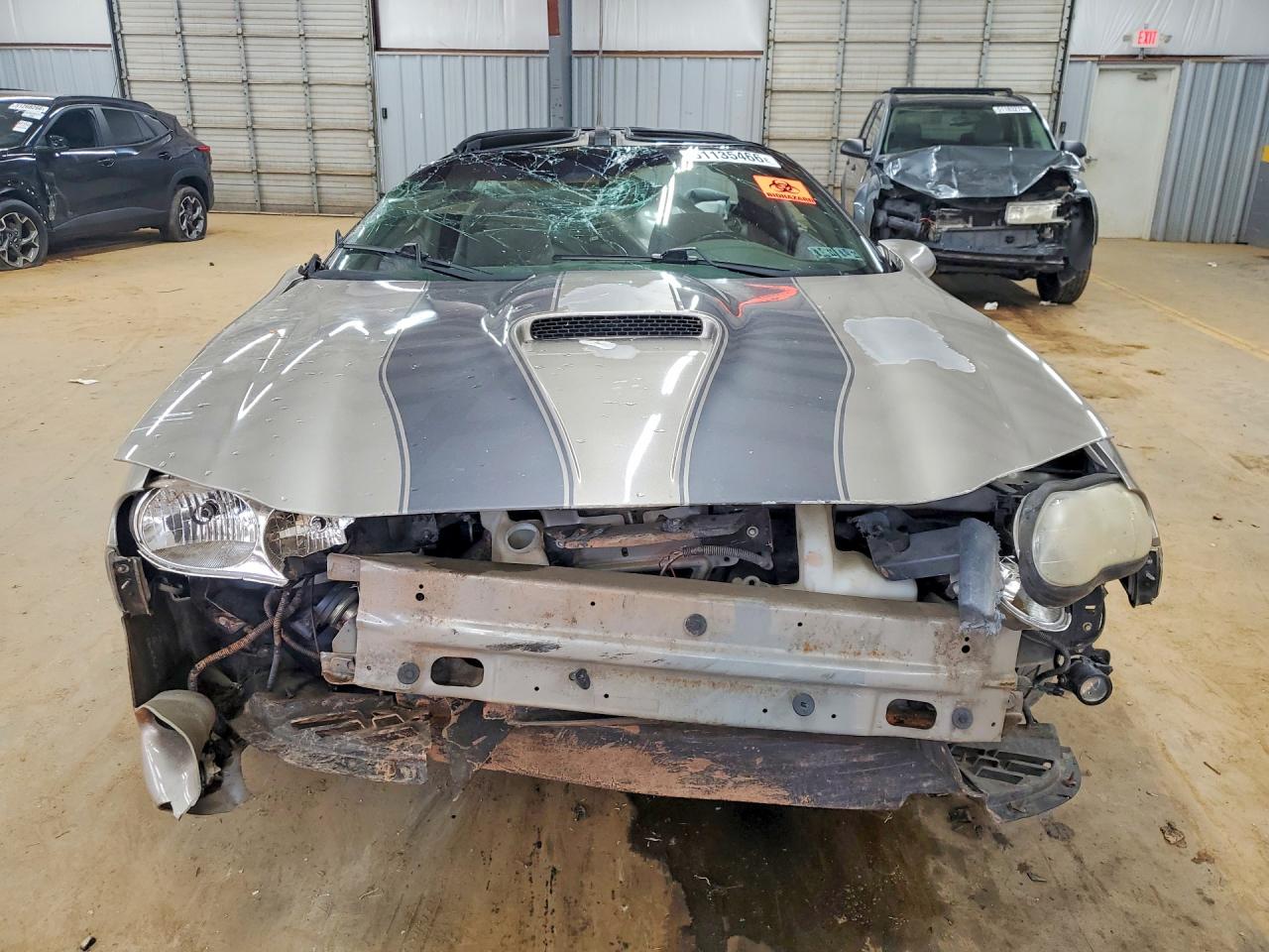 CHEVROLET CAMARO 2000 — 6