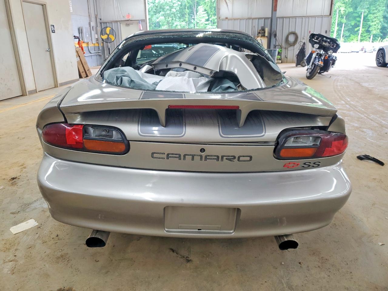 CHEVROLET CAMARO 2000 — 7