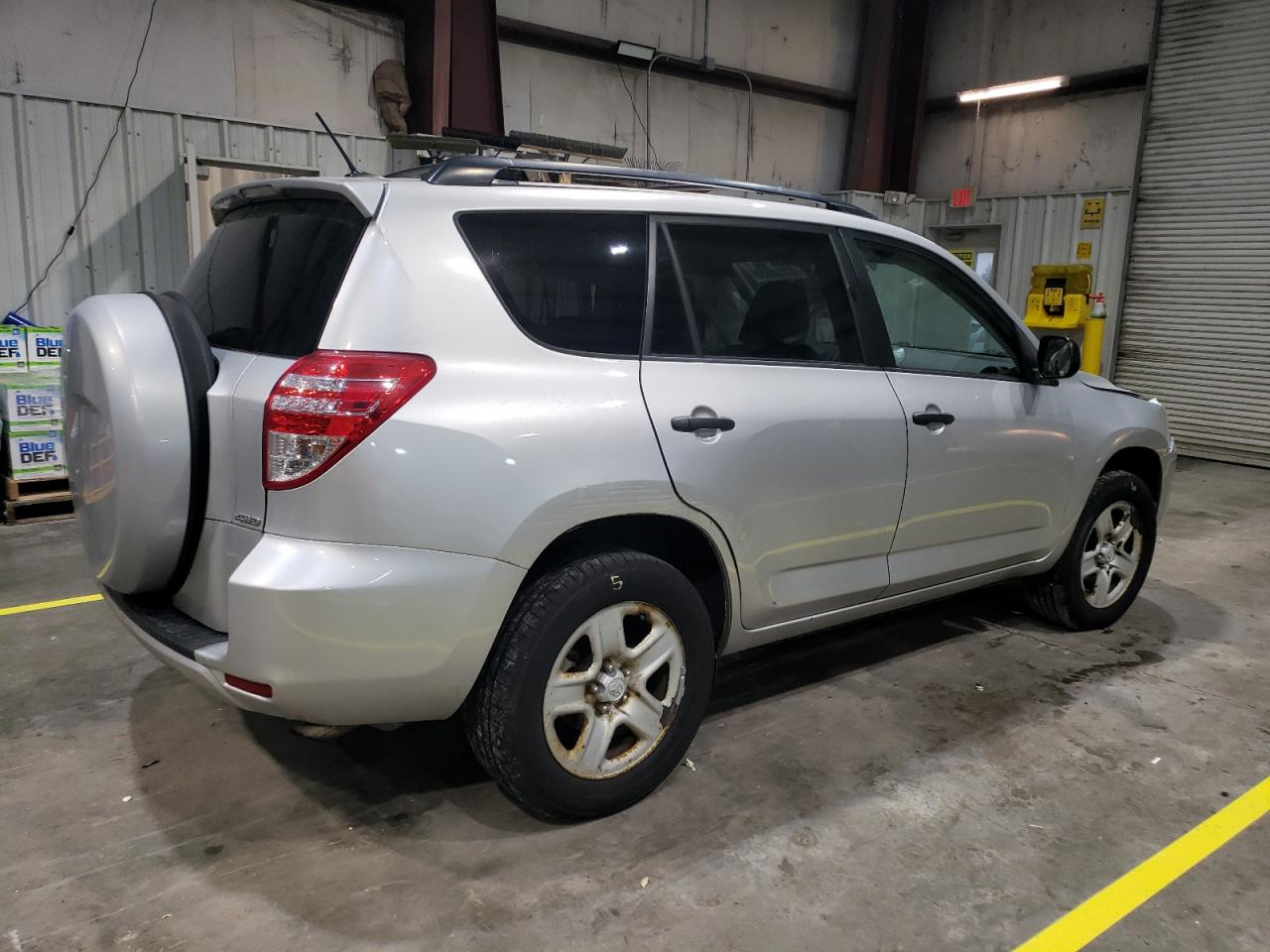 TOYOTA RAV4 2010 — 4