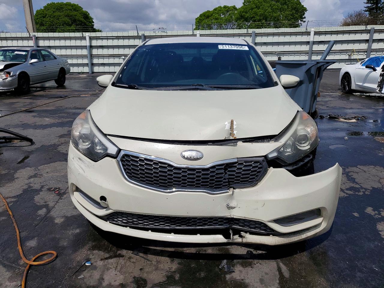 KIA FORTE 2015 — 6