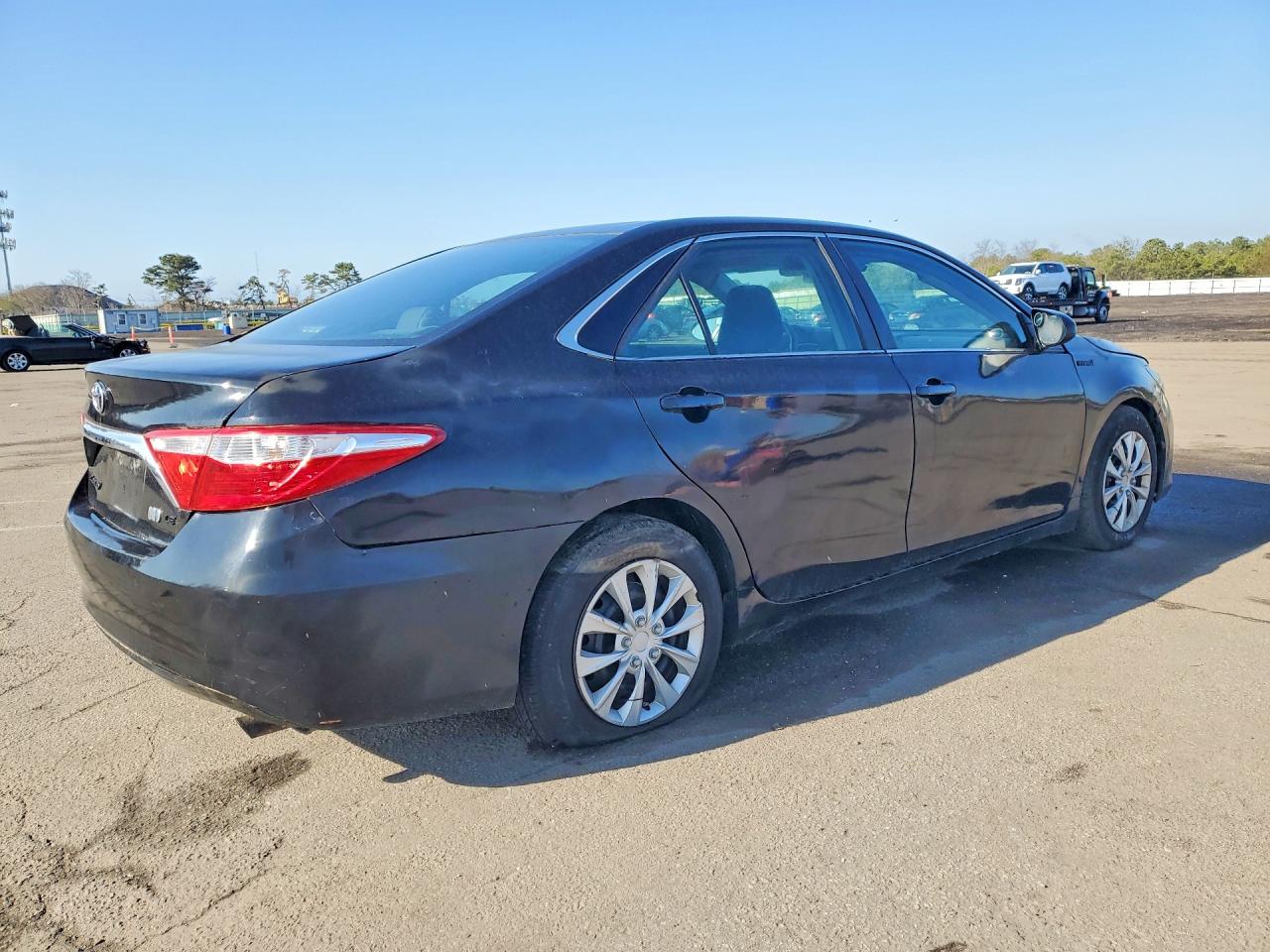 TOYOTA CAMRY HYBRID 2015 — 4