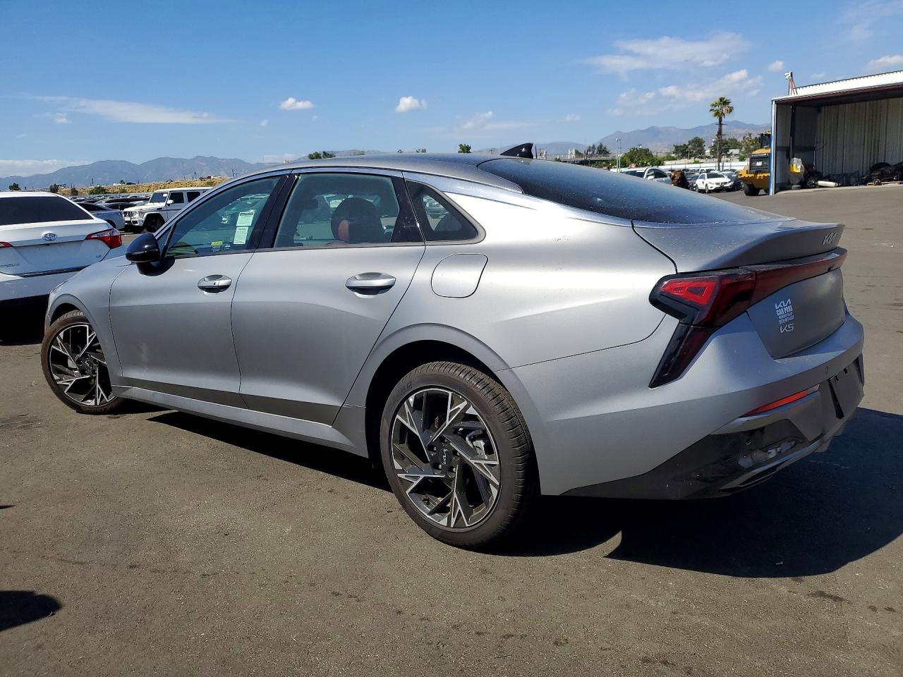 KIA K5 2025 — 3