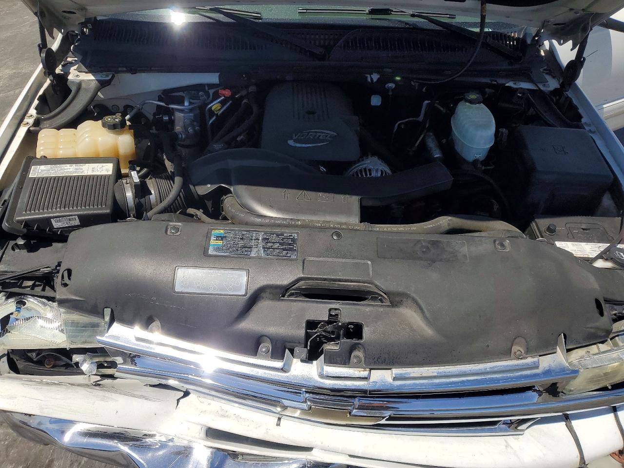 CHEVROLET TAHOE 2005 — 13