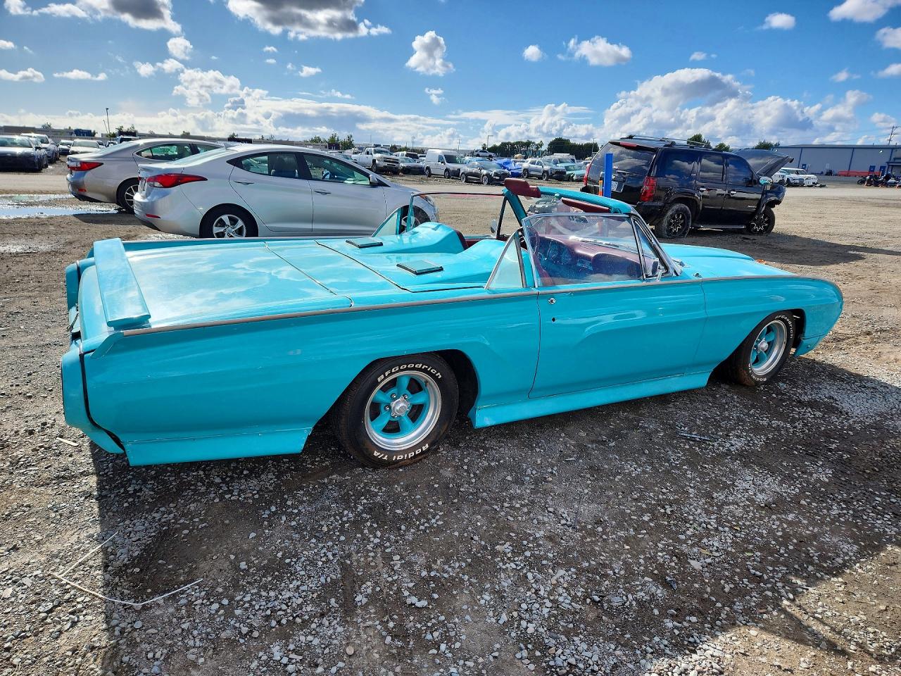 FORD THUNDERBIRD 1963 — 4