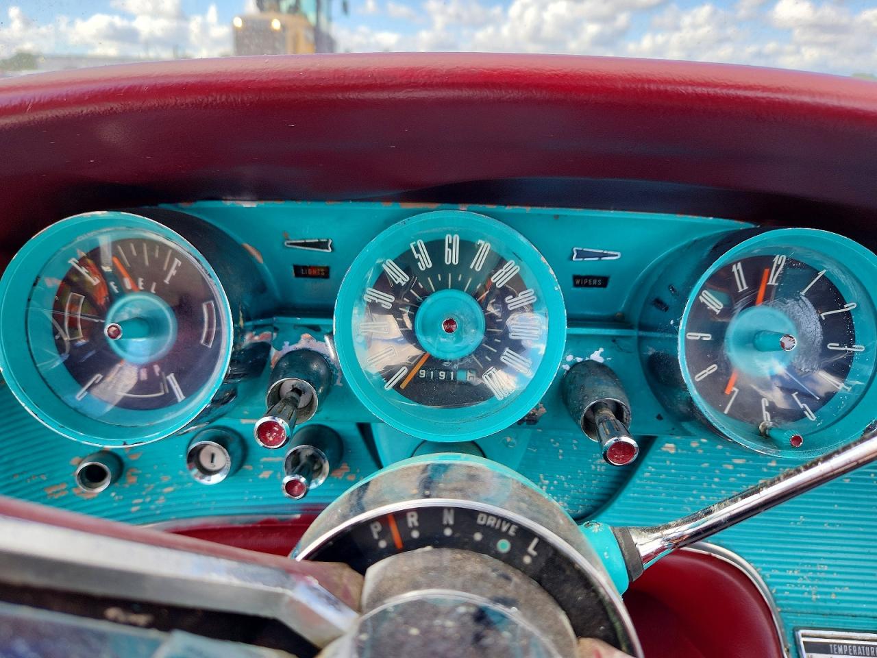 FORD THUNDERBIRD 1963 — 10
