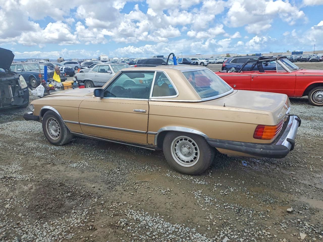 MERCEDES BENZ SL-CLASS 1980 — 3