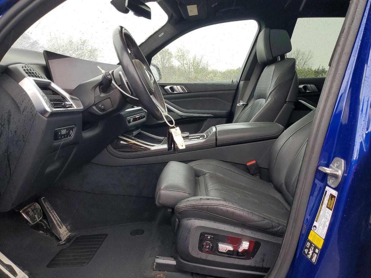 BMW X7 2023 — 8
