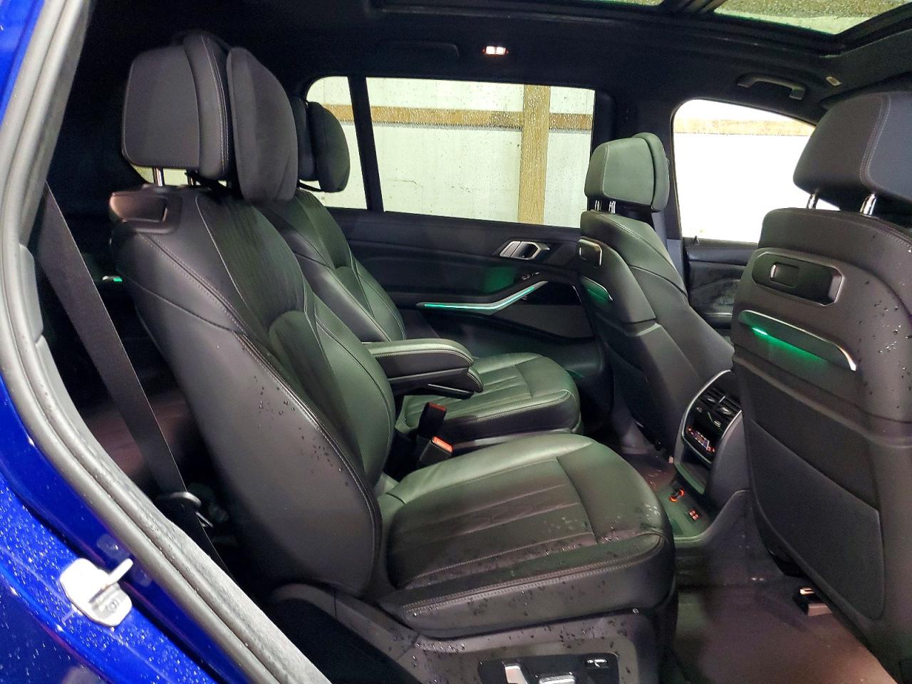 BMW X7 2023 — 12