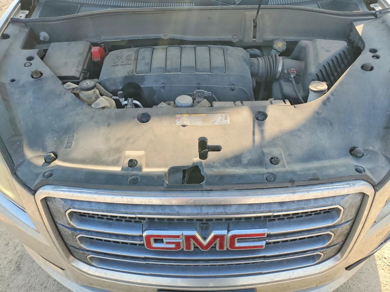 GMC ACADIA 2015 — 13