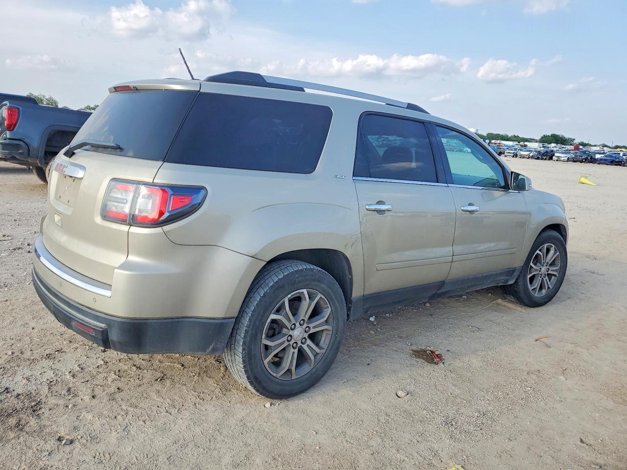 GMC ACADIA 2015 — 4