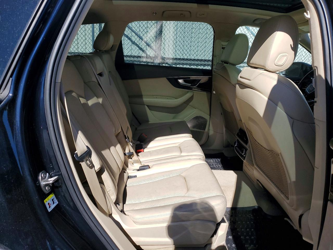 AUDI Q7 2017 — 12