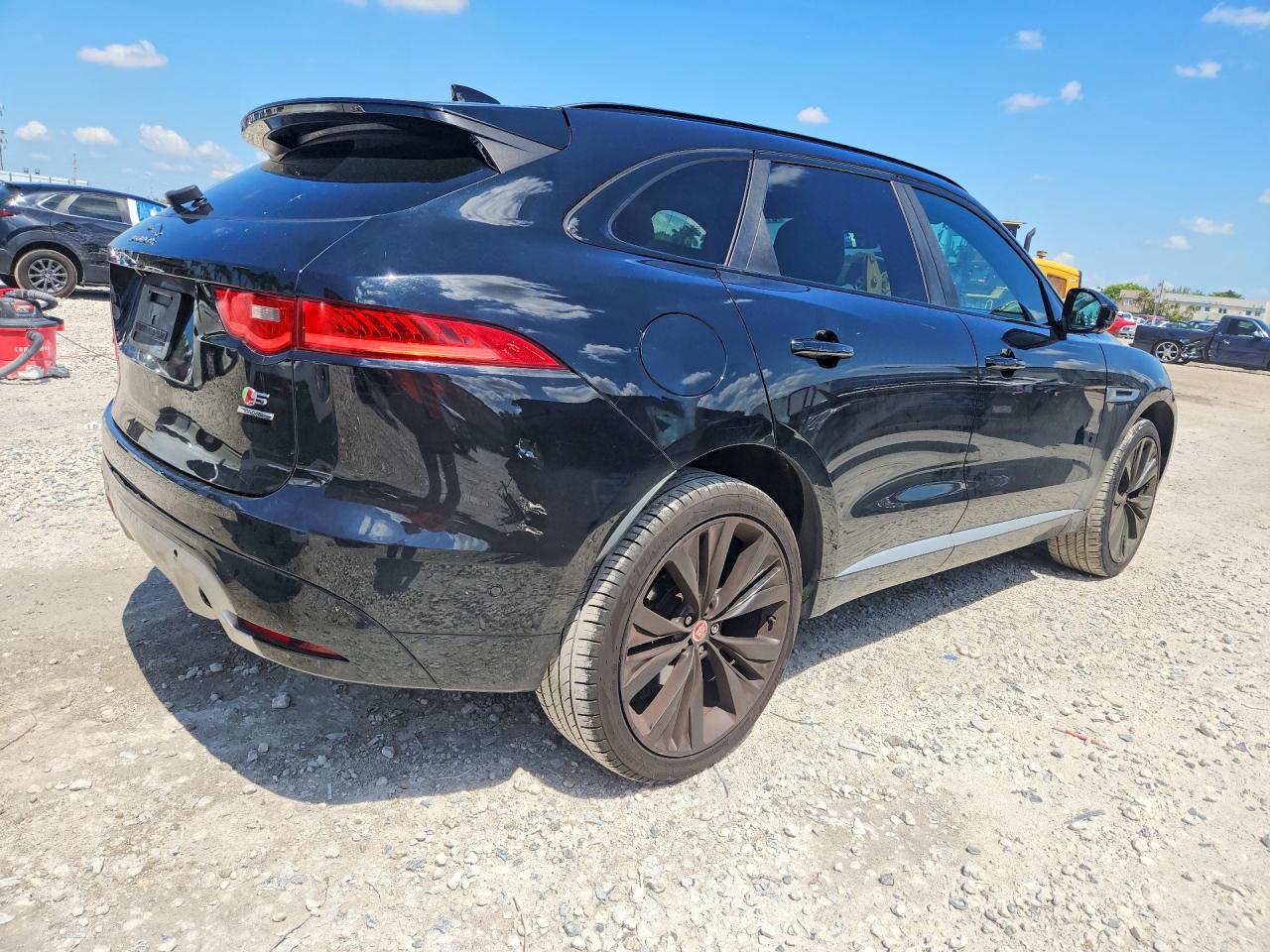 JAGUAR F-PACE 2018 — 4