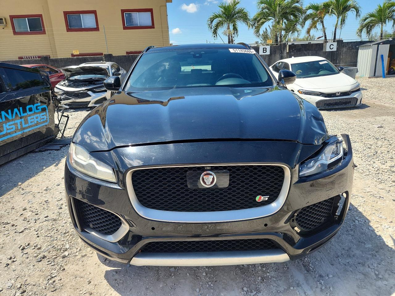 JAGUAR F-PACE 2018 — 6