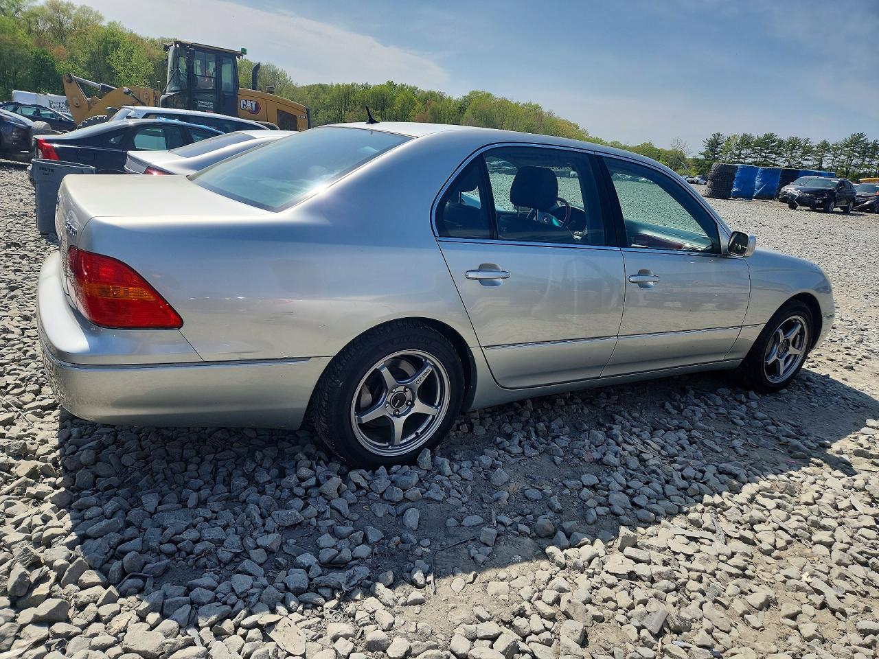 LEXUS LS 2002 — 4