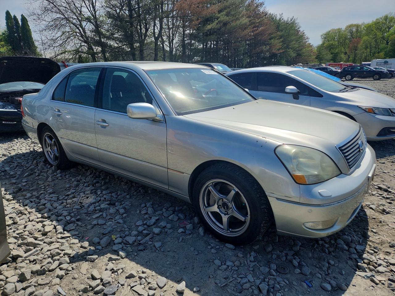LEXUS LS 2002 — 5