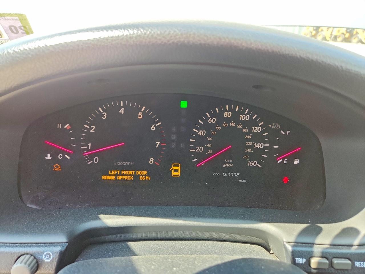 LEXUS LS 2002 — 10