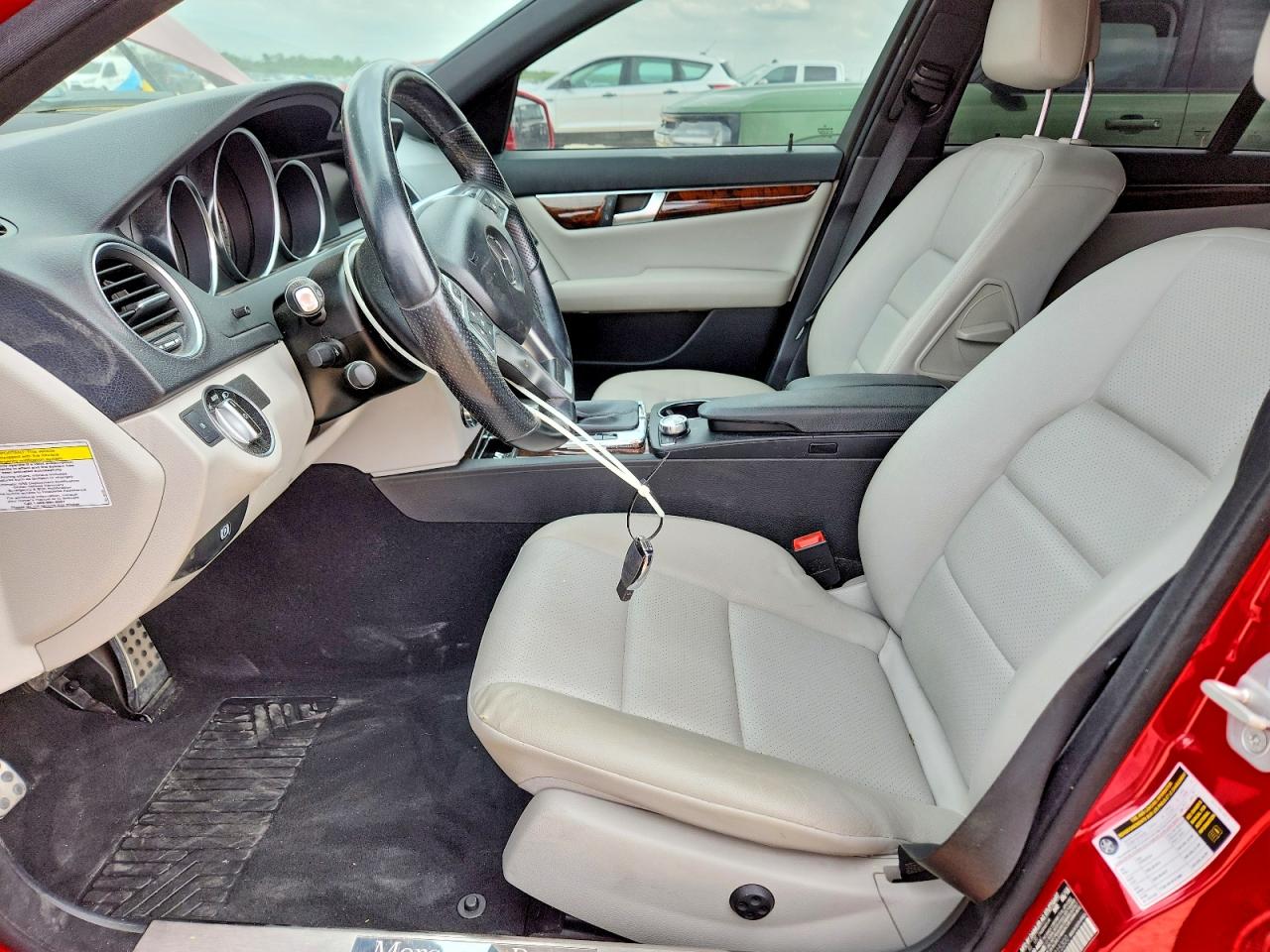 MERCEDES-BENZ C 2014 — 8