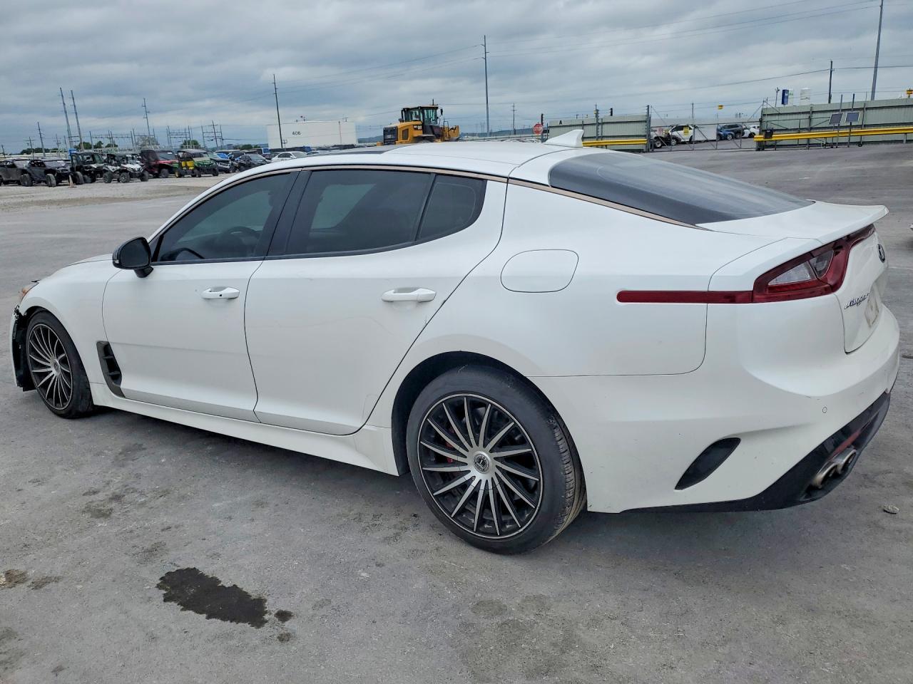 KIA STINGER 2019 — 3