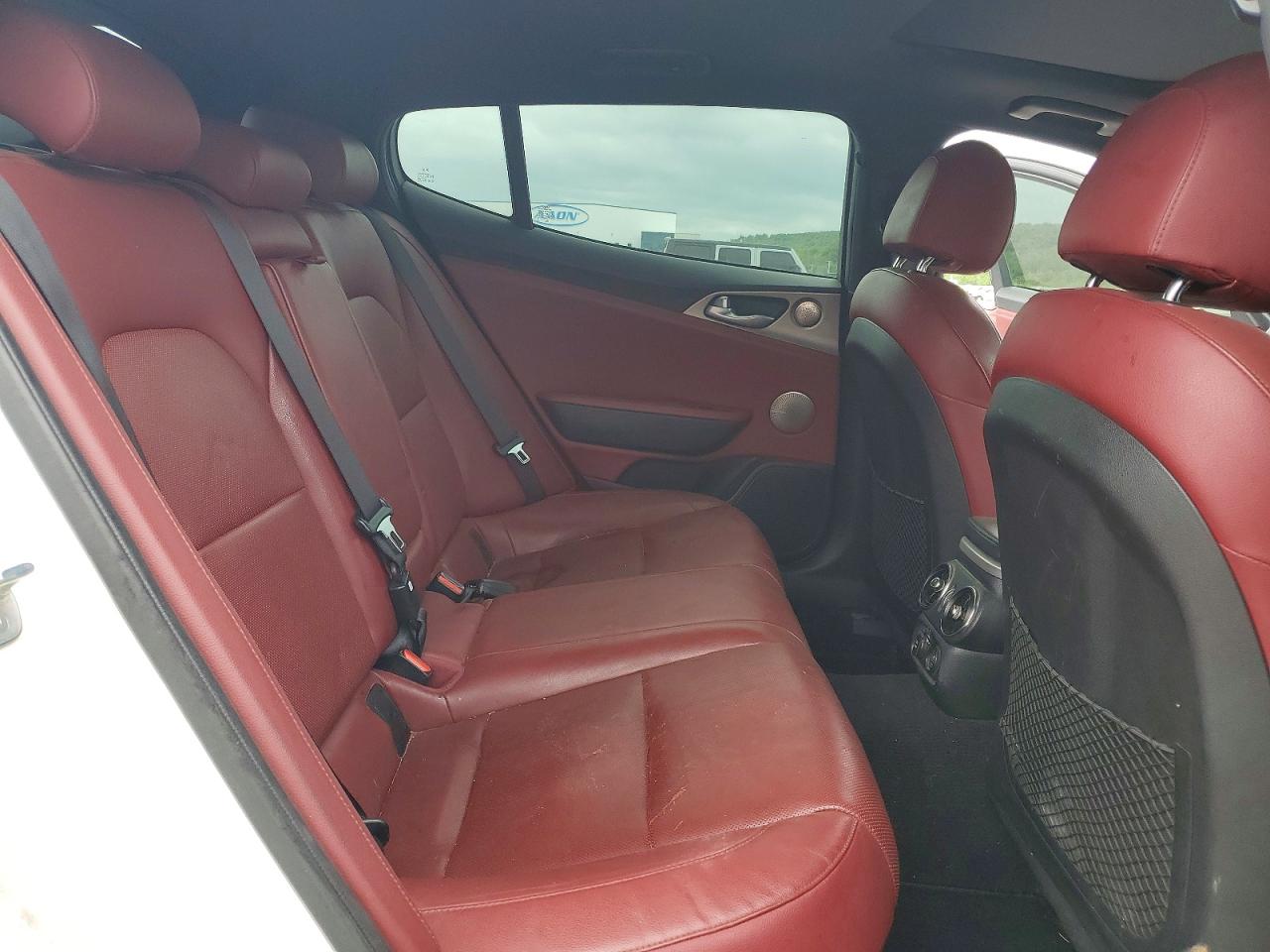 KIA STINGER 2019 — 11