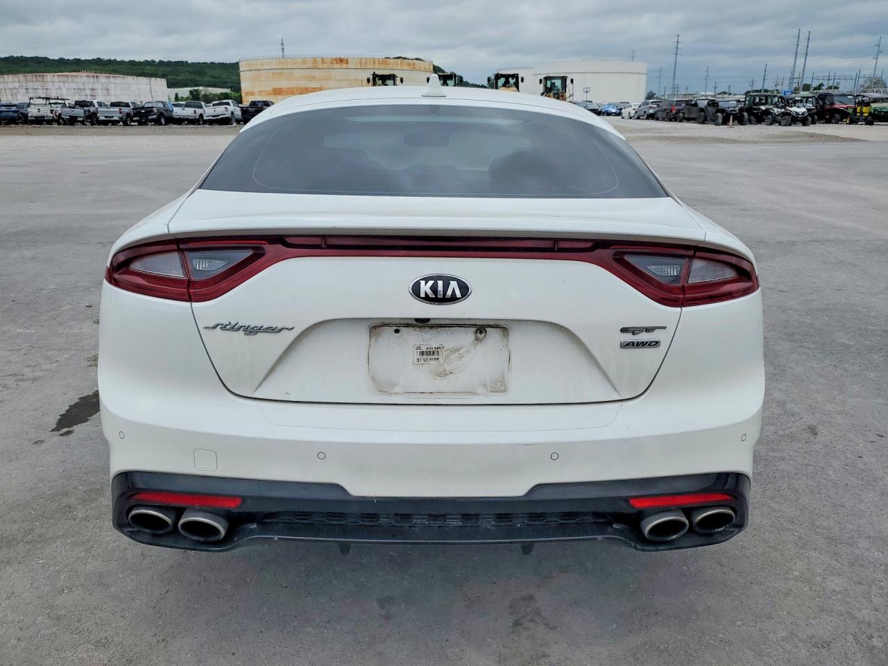 KIA STINGER 2019 — 7