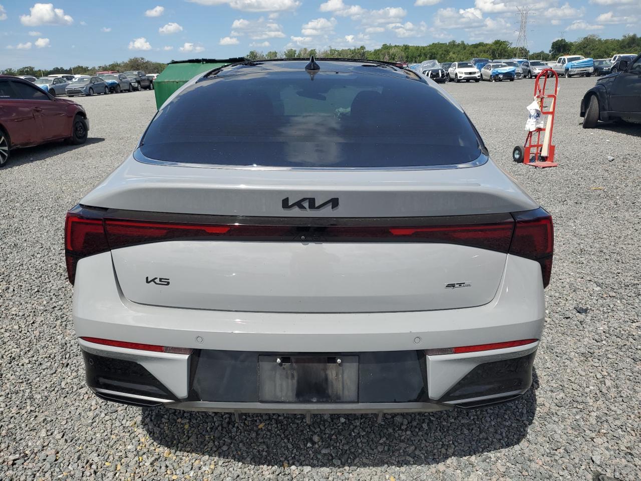 KIA K5 2025 — 7
