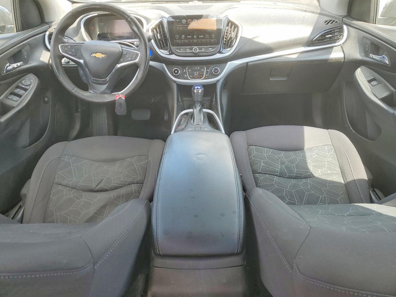 CHEVROLET VOLT 2017 — 9