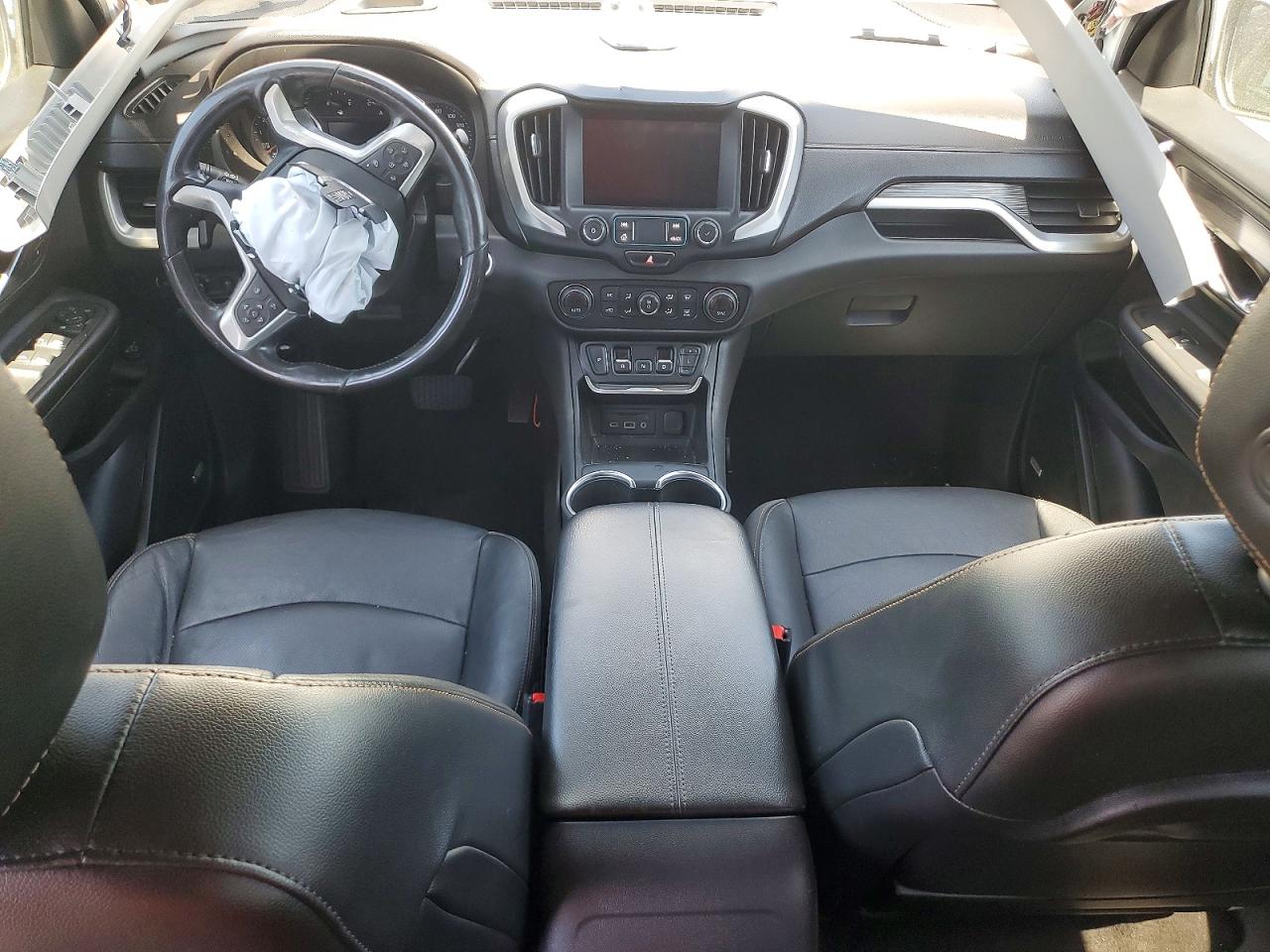 GMC TERRAIN 2020 — 9