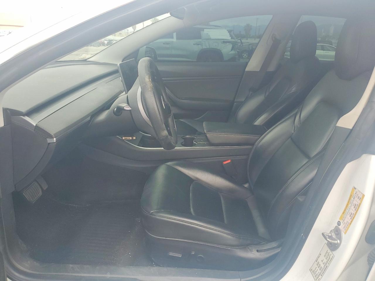TESLA MODEL 3 2019 — 8