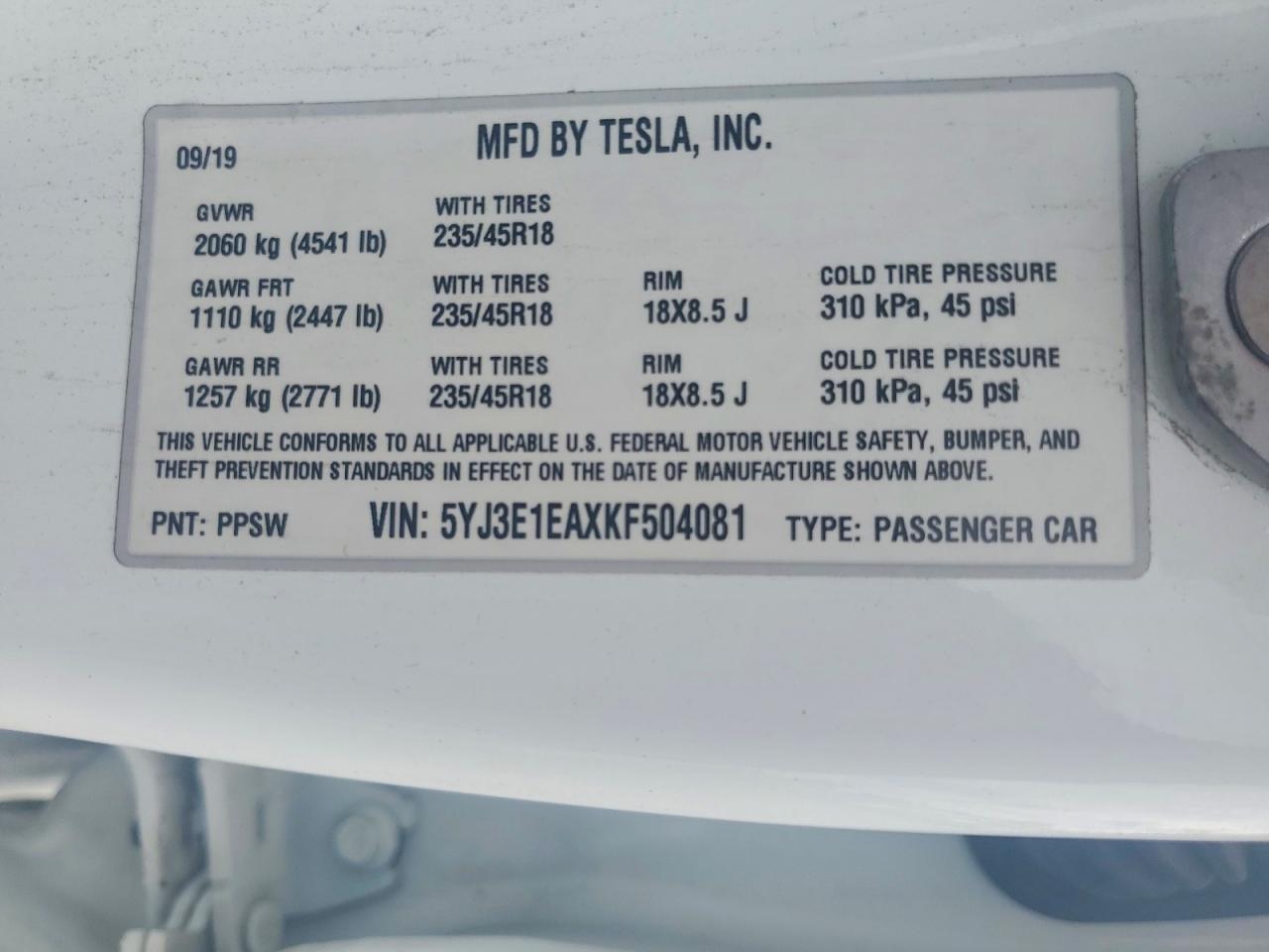 TESLA MODEL 3 2019 — 13