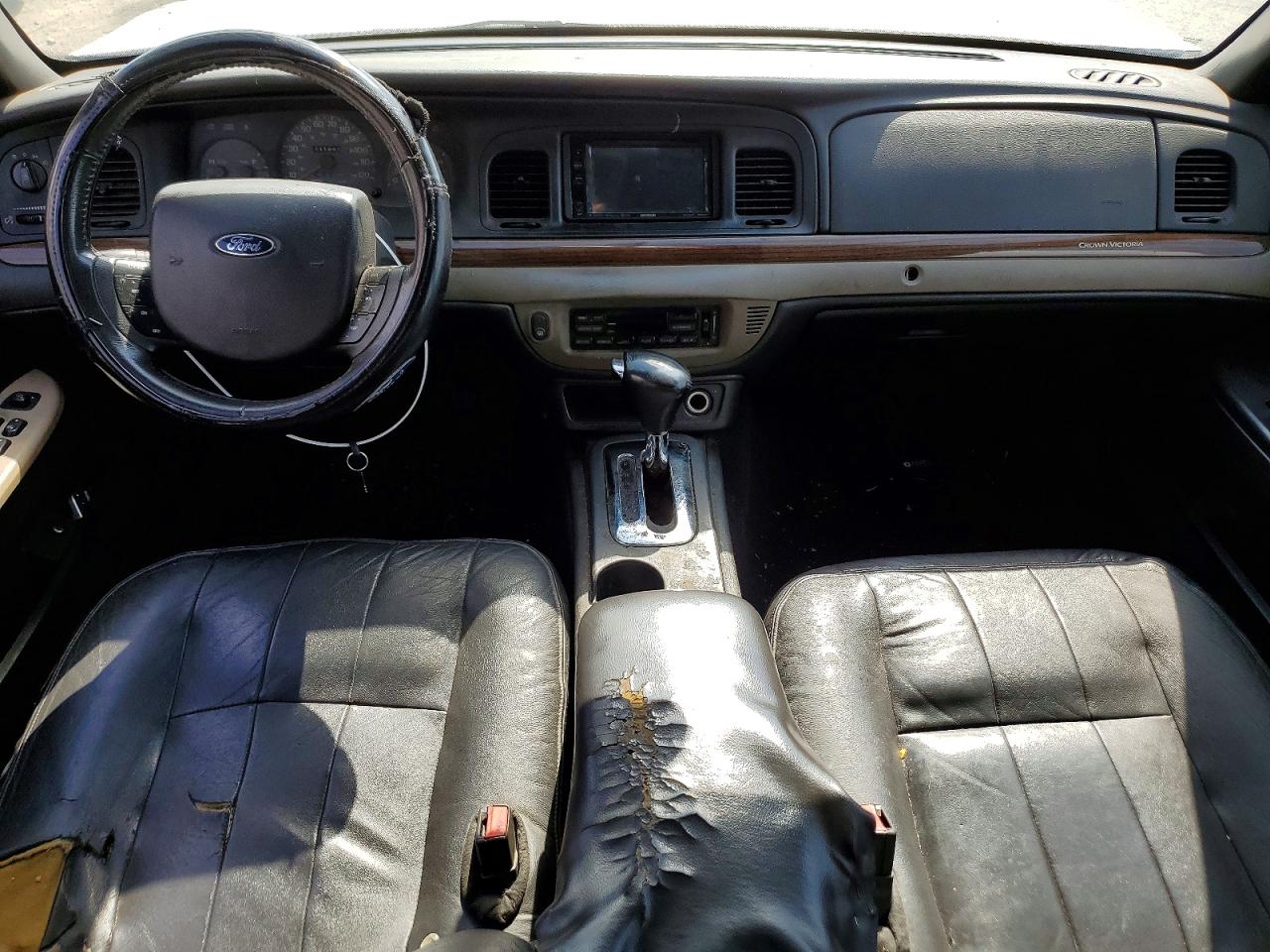 FORD CROWN VICTORIA 2005 — 9