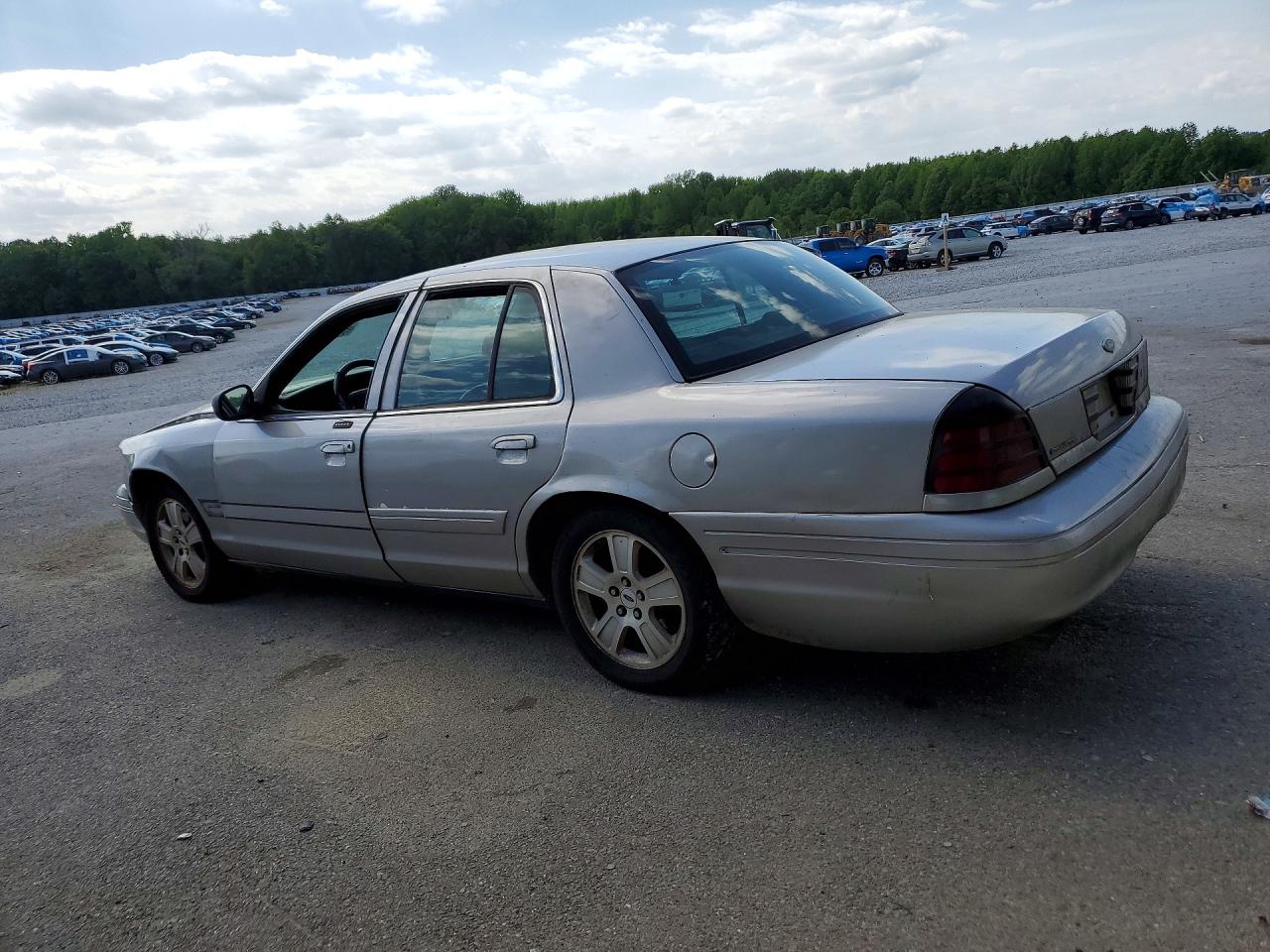 FORD CROWN VICTORIA 2005 — 3