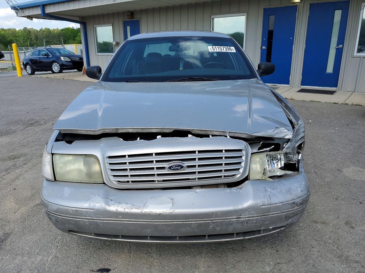 FORD CROWN VICTORIA 2005 — 6