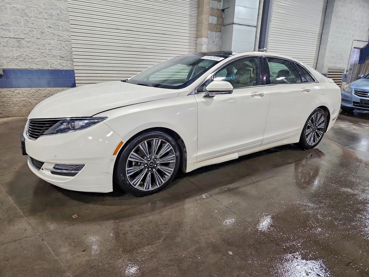 LINCOLN MKZ 2016 — 2