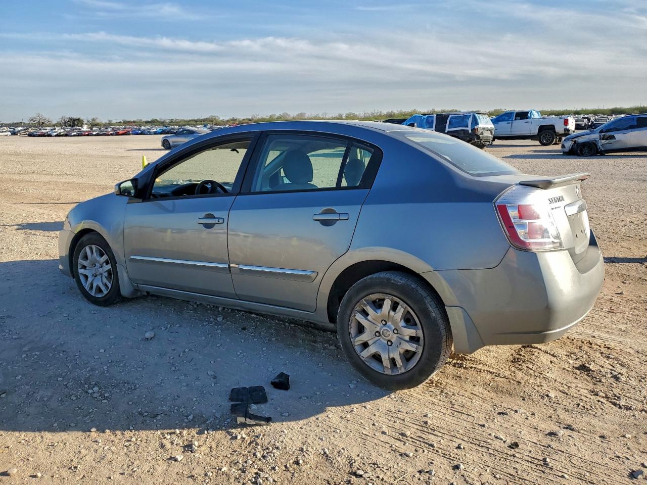 NISSAN SENTRA 2012 — 3