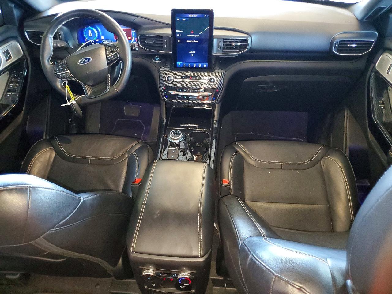 FORD EXPLORER 2022 — 9