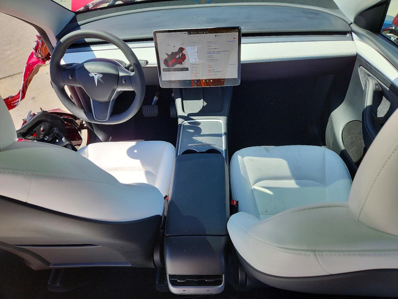 TESLA MODEL Y 2025 — 9